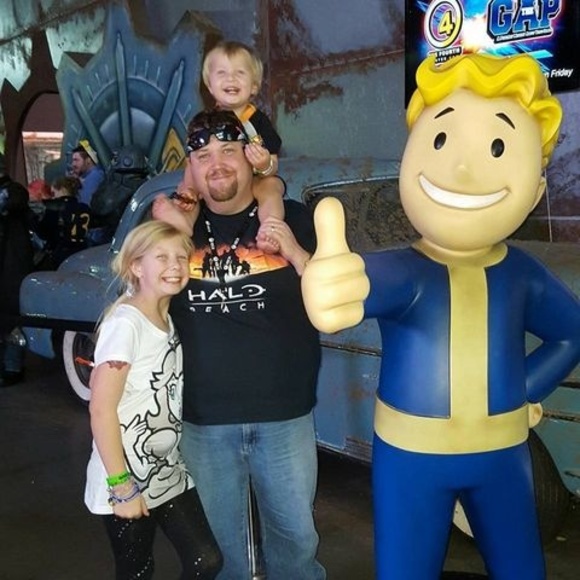 Meet your Posher, Mark - Picture 1 of 1